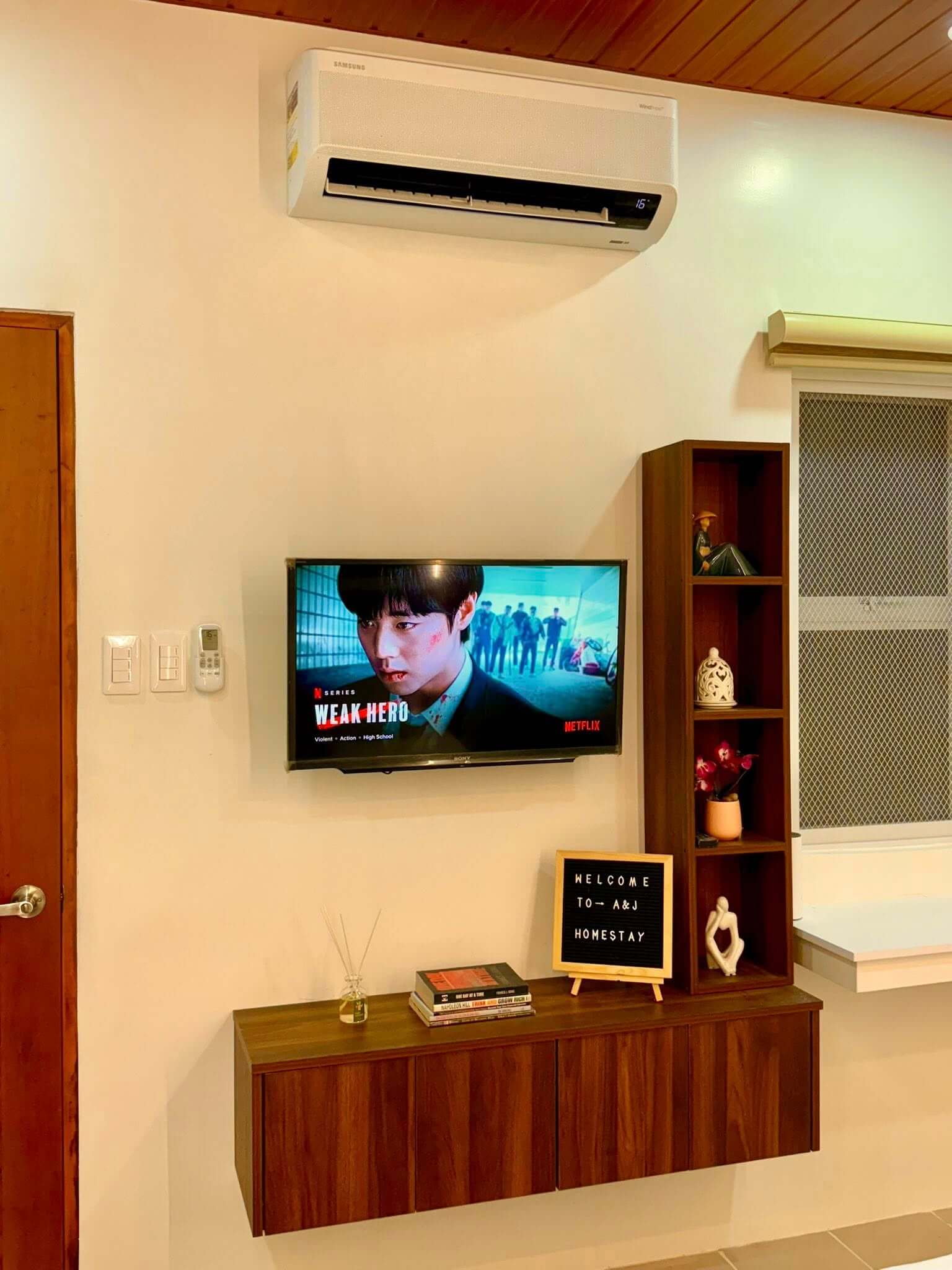 Airbnb General Santos City entertainment area with Netflix and aircon