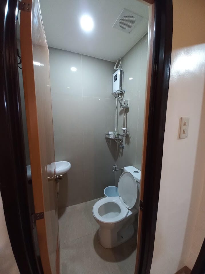 Studio for rent Gensan bathroom