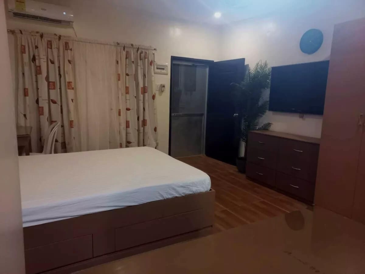 Studio for rent Gensan Bria Estate interior